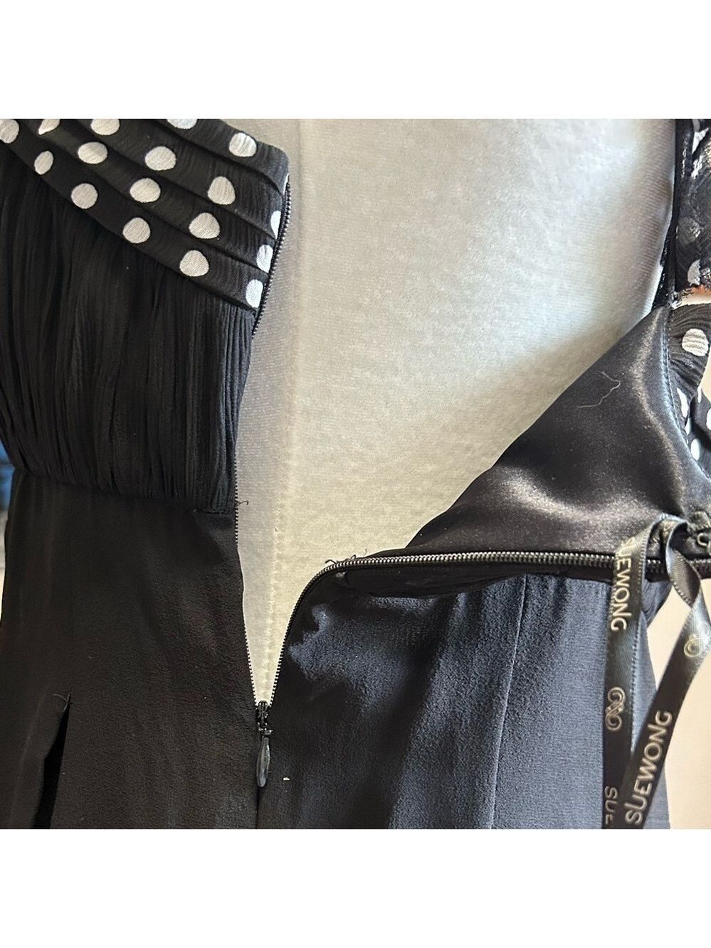 Sue Wong Black and White Midi Dress - Picture 8 of 8